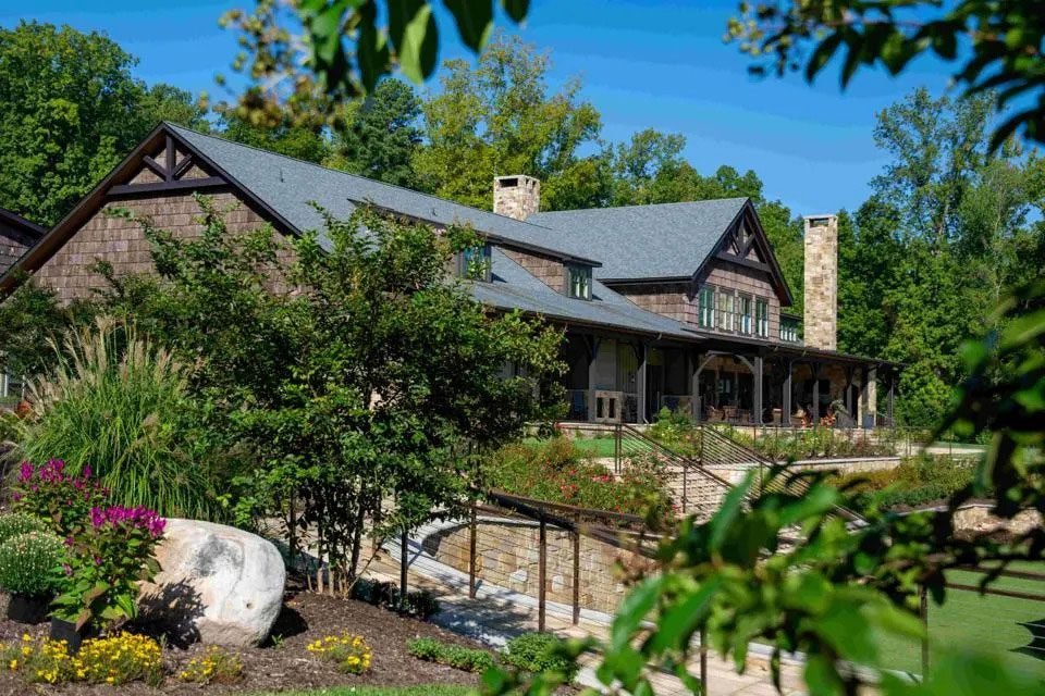 Discover The Lodge at Moss Neck: A Private Retreat Now Open to the Public Discover The Lodge at Moss Neck: A Private Retreat Now Open to the Public